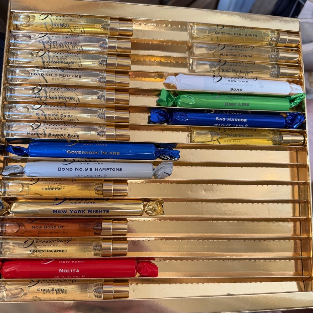 Bond No 9 Grand Bon Bon box. 22 out of 30 fragrances